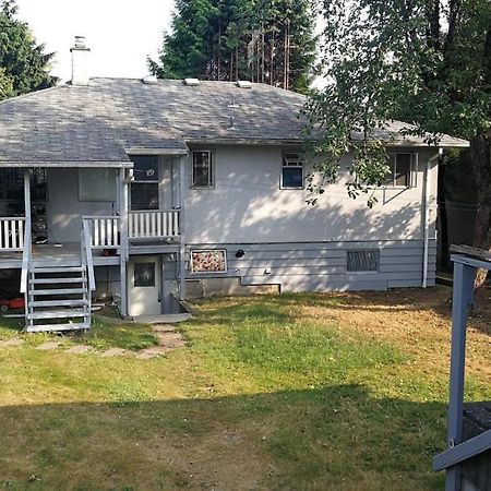 Burnaby East Home Luaran gambar