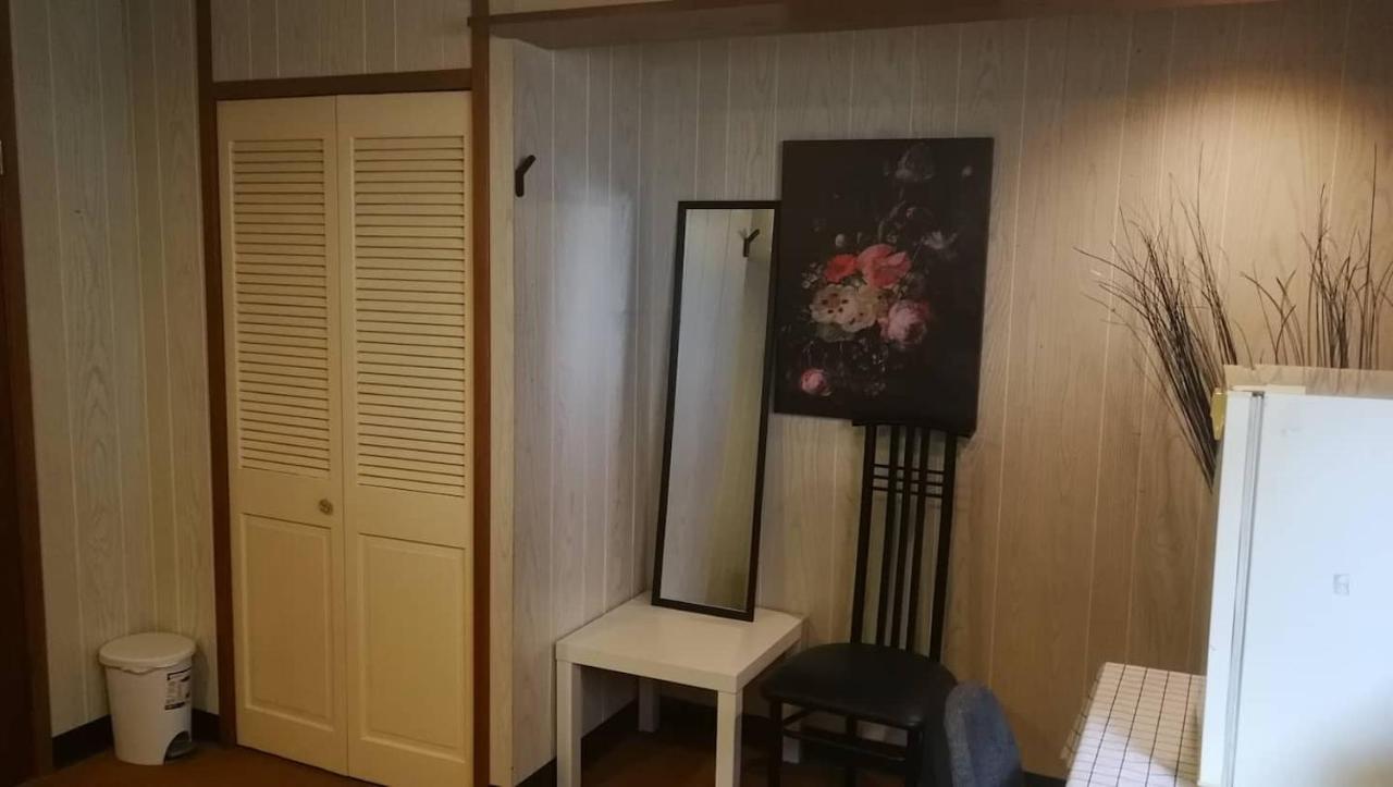 Burnaby East Home Luaran gambar